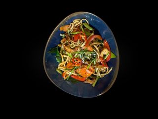 Локшина удон з куркою