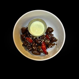 Сердечка курячі з часниковим соусом