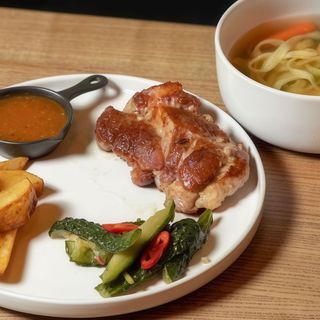 Комбо Курячий бульон та стейк Pork