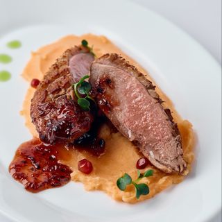 Качина грудка з пюре батату