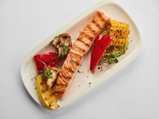 Лосось на грилі (200г)