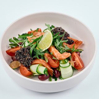 Салат з лососем 220 г