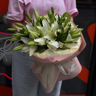 Букет з Лілій Litouwen - 9 шт