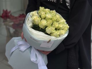 Букет №25 Біла троянда Атена 25 шт.