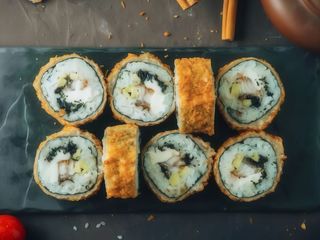 Гарячий рол Вершковий вугор (8шт/255г)