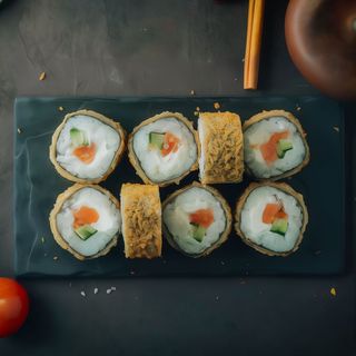 Гарячий рол Кунцей Темпура (8шт/245г)