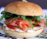 Бургер Максі з лососем (350г)