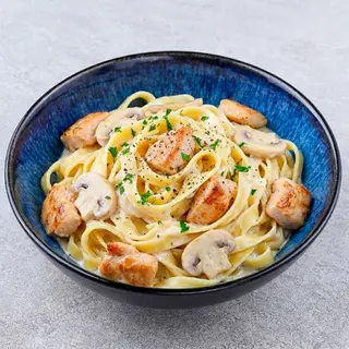 Паста куряча з грибами