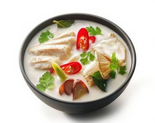 Кокосовий суп з куркою (360г)