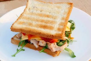 Сендвіч з куркою (190г)