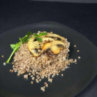 Каша гречана з печерицями (290 гр)