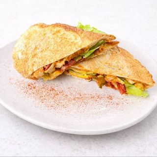 Сендвіч з куркою та беконом