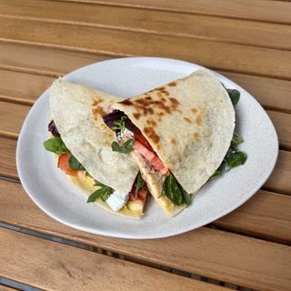 Тортилья з тунцем