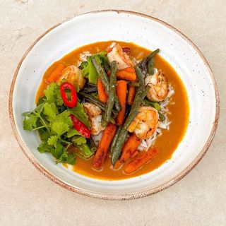 Креветки з рисом та соусом манго з карі