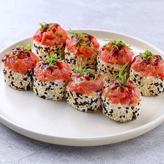 Рол Лава з тунцем