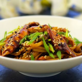 Удон з телятиною (400г)