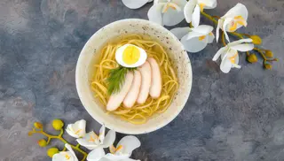Бульйон з м'ясом курча (400г)