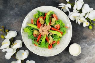 Салат з артишоками та тунцем (430г)