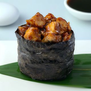 Гункан з вугром (65г)