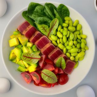 Поке з тунцем татакі (370г)