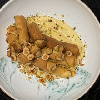 МЛИНЦІ З СОЛОДКИМ СИРОМ ТА ЗАВАРНИМ КРЕМОМ (300г)