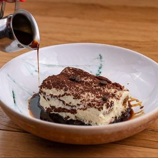 МАЙЖЕ КЛАСИЧНИЙ ТІРАМІСУ