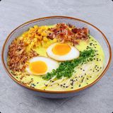 Сирний рамен з беконом