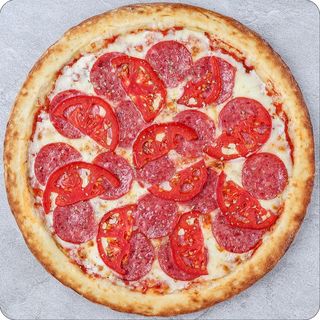 Піца Салямі з томатами 40 см