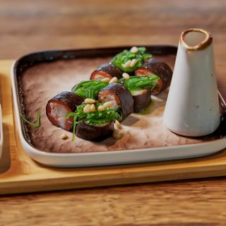 Рол футо з лососем