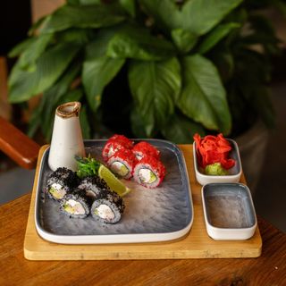 Каліфорнія з креветкою (320г)