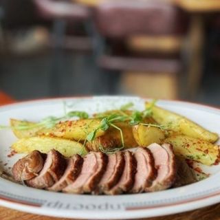 Качина грудка з соусом пепер