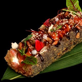 Рол-Дог з лососем та вугрем