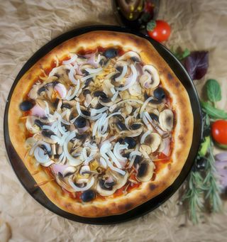 Піца Капричіоза 