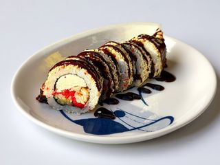 Унагі кунжут рол