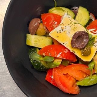 Авторський Грецький салат (300г)