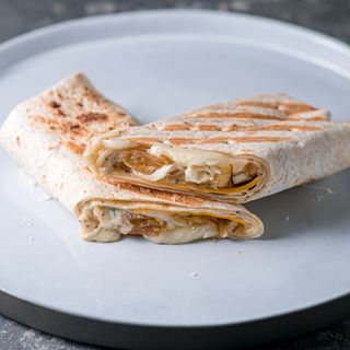 Рол 4 сири (240г)