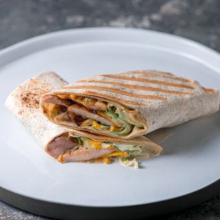 Рол з куркою (240г)