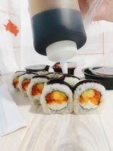 Рол Філадельфія з манго (350 г/8шт)