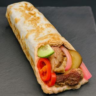 Шаурма Подвійна зі свининою та перцем "Чілі"