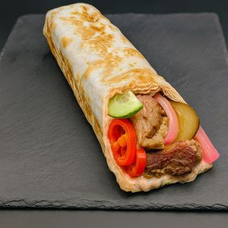 Шаурма Подвійна з шашликом зі свинини 