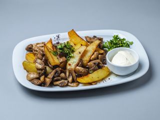 Картопля "По-домашньому" з грибами