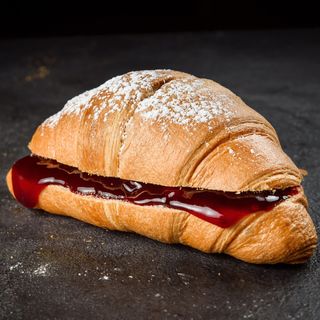 Круасан Лісова Ягода (180г)