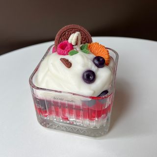 Свічка "Berry ice cream"