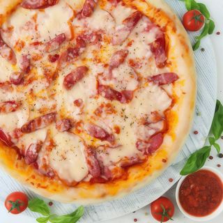 Піца 4 м'яса (30см/520г)