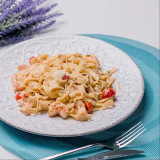 Паста з креветками (330г)