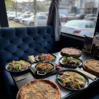 Медальйони з філе меньйону (250-300 г)