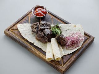 Шашлик з Оленини