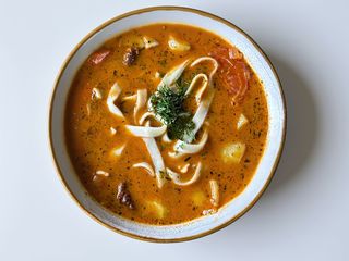 Лагман з яловичиною