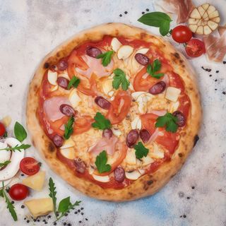 Піца Баварська (М)