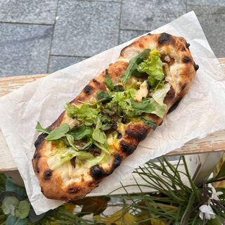 Піцетта з куркою, кукурудзою та грибами (170г)